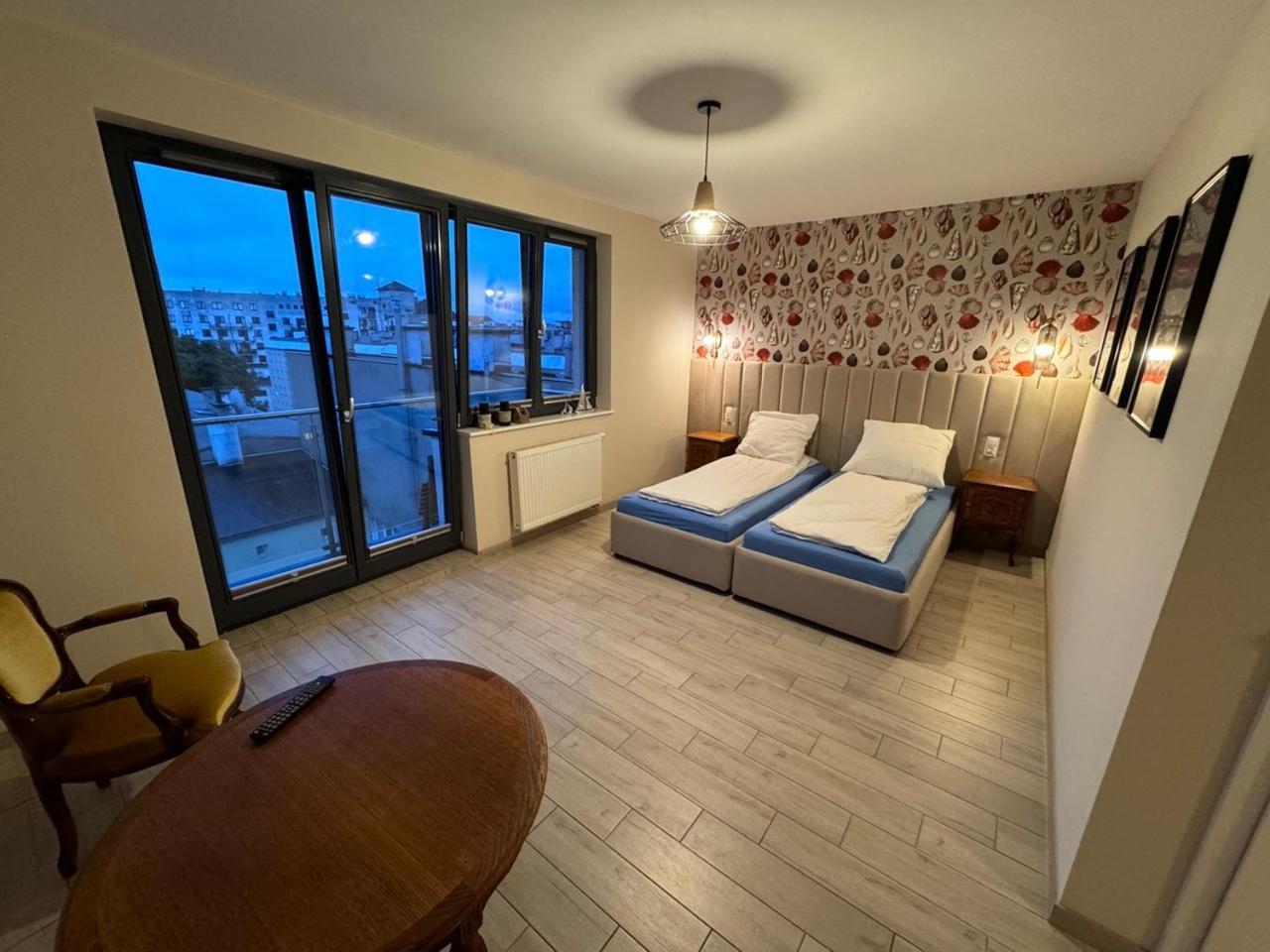 Little White Frog Apartment Szczecin Exterior foto